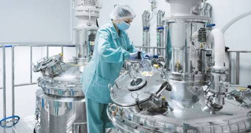 مقاله مدیریت با عنوان «چهار راه تاب‌آورتر شدن زنجیرۀ تأمین شرکت‌های دارویی»